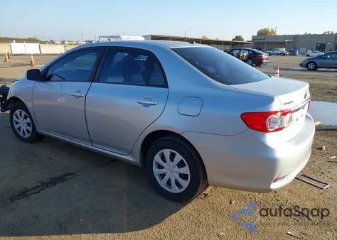 2011 Toyota Corolla Le z USA, uszkodzony, nr VIN 2T1BU4EE9BC672608